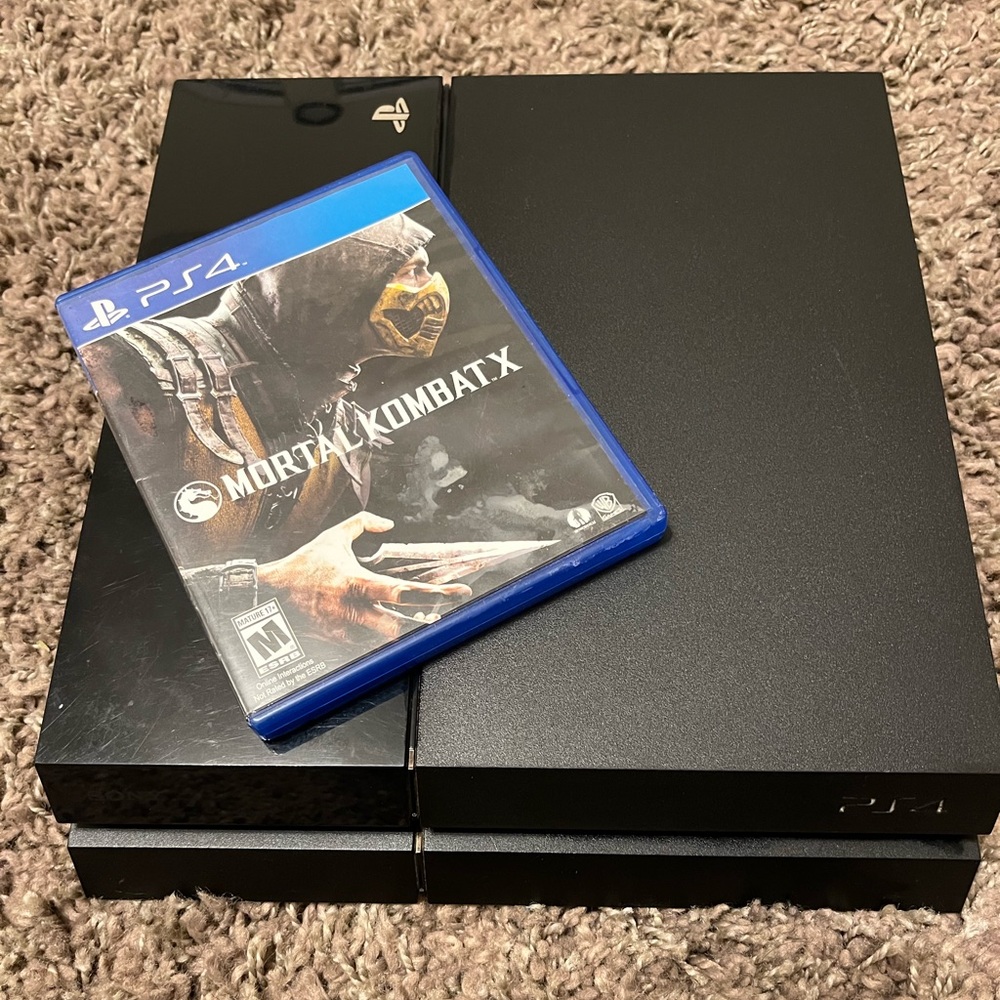 PlayStation 4 OG SOLD!!!